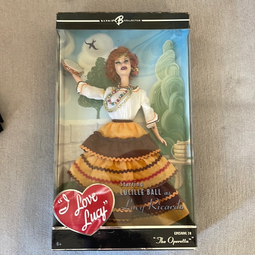 BARBIE COLLECTOR 2005 "I LOVE LUCY" BARBIE - EPISODE 38
